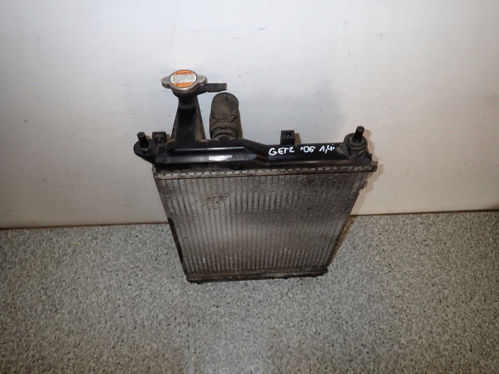 HYUNDAI GETZ 06- 1.4i CHŁODNICA WODY SILNIKA 3/5