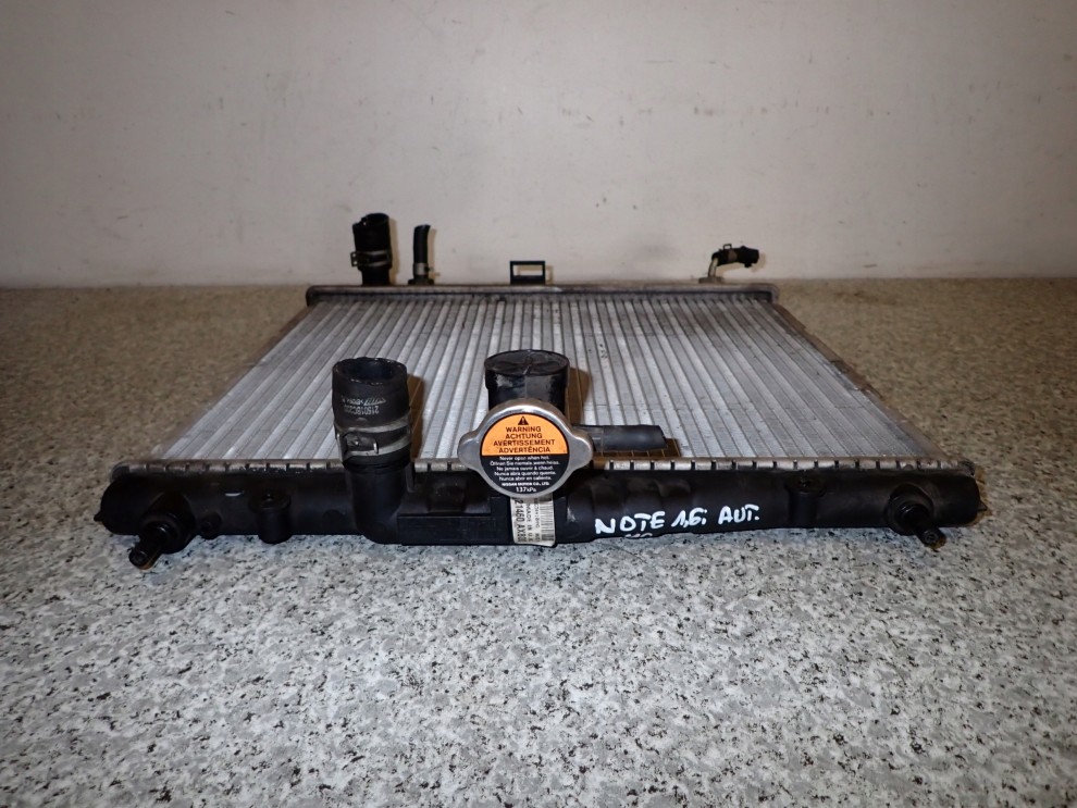 NISSAN NOTE E11 06- 1.6i CHŁODNICA WODY 3/5