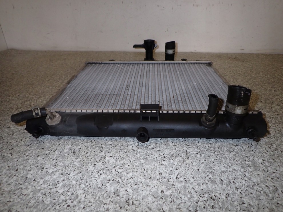 NISSAN NOTE E11 06- 1.6i CHŁODNICA WODY 5/5