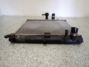 NISSAN NOTE E11 06- 1.6i CHŁODNICA WODY 4/5 MINIATURA