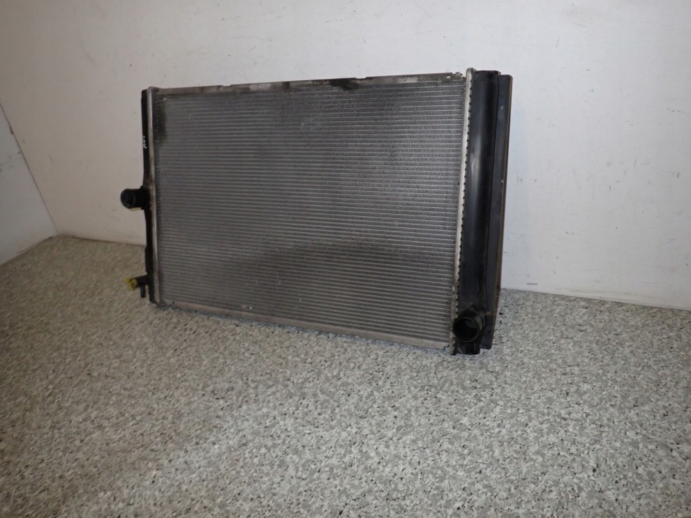 TOYOTA AURIS 1.4 D4D 06-09 CHŁODNICA WODY 4/8