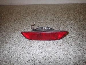 NISSAN NOTE E11 06-09 LAMPA PRZECIWMGIELNA TYŁ