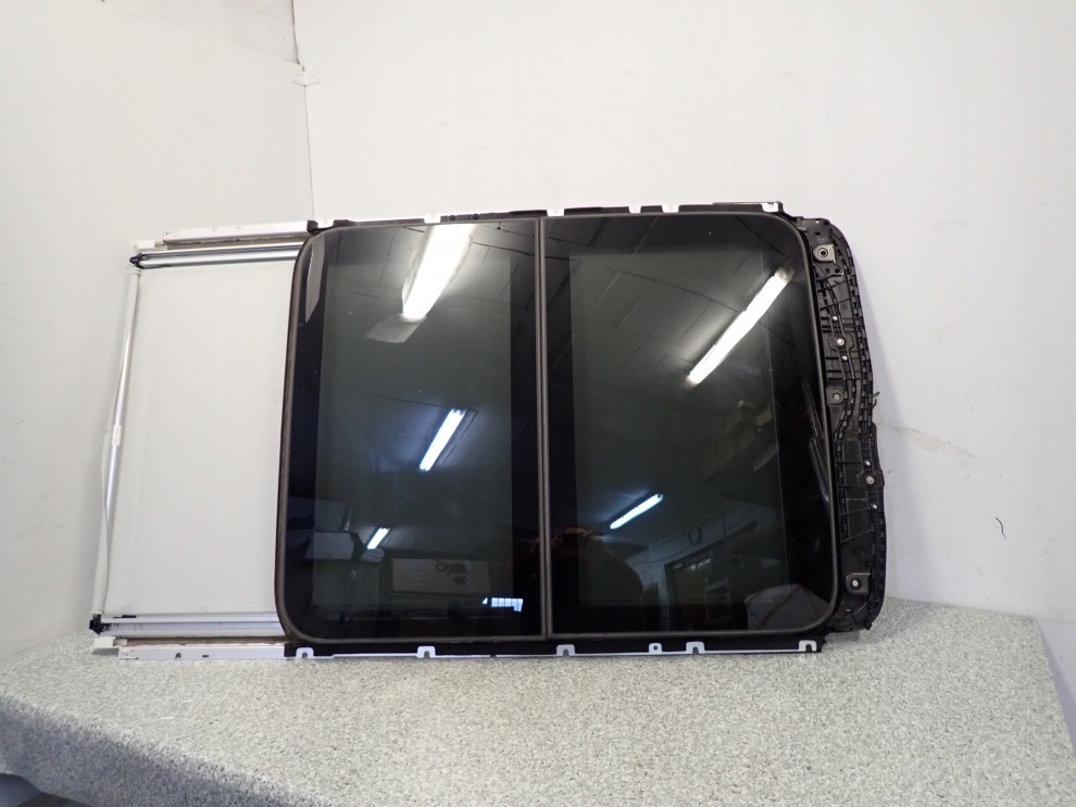 SUZUKI SX4 S-CROSS 13-21 SZYBER DACH PANORAMA 1/10