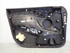 HYUNDAI VELOSTER I 11-18 BOCZEK DRZWI PRZEDNI PRAWY 6/7 MINIATURA