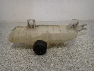 NISSAN NOTE 06- E11 1.5 DCI ZBIORNICZEK WYRÓWNAWCZY 3/4 MINIATURA