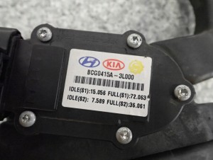 HYUNDAI SONATA V 2.0 CRDI 05-09 PEDAŁ POTENCJOMETR GAZU 2/6 MINIATURA
