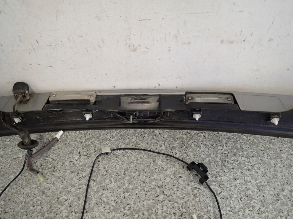 SUBARU FORESTER III 2.0D 09- LISTWA KLAPY TYŁ KAMER LAMPKI 10/16