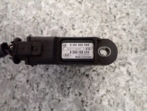 NISSAN NOTE 06- E11 1.5 DCI CZUJNIK DOŁADOWANIA CIŚNIENIA TURBINY 2/4 MINIATURA