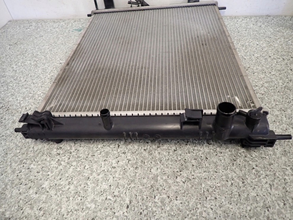 NISSAN PULSAR 1.5 DCI 14-18 CHŁODNICA WODY 7/8