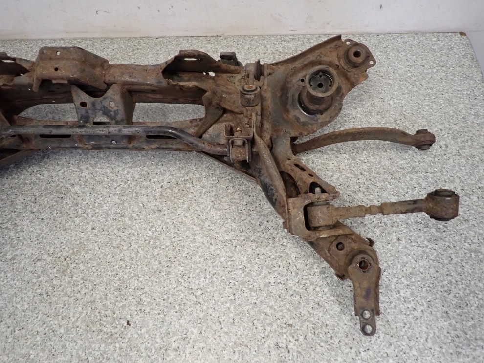 MAZDA 6 02-07 BELKA TYLNEGO ZAWIESZENIA 8/10