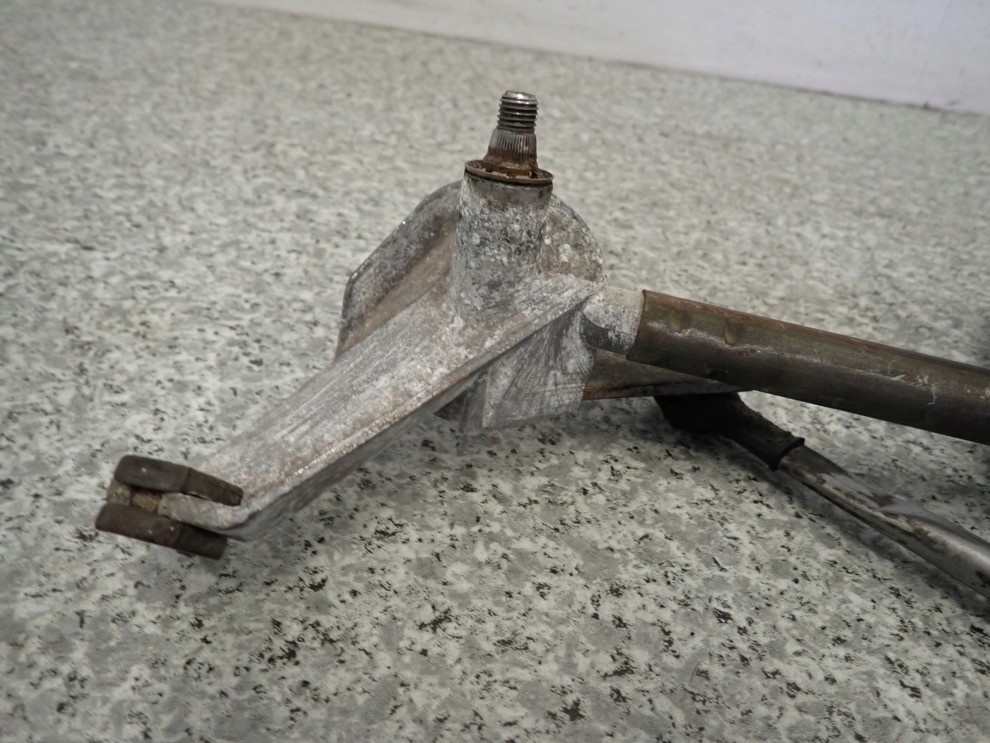 TOYOTA RAV4 RAV 4 II 01-05 MECHANIZM WYCIERACZEK 3/7