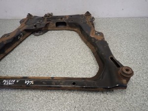 NISSAN PULSAR 1.5 DCI 14-18 SANKI SILNIKA BELKA POD SILNIK RAMA 3/15 MINIATURA