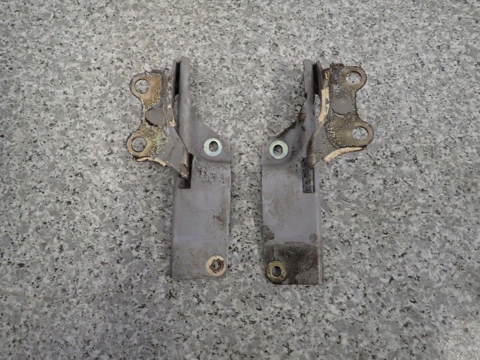 NISSAN MICRA K11 92-02 ZAWIASY MASKI KOMPLET 1/3