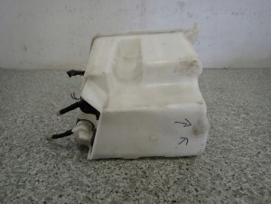 TOYOTA AVENSIS T25 02- ZBIORNICZEK PŁYNU DO SPRYSKIWACZY 6/8 MINIATURA