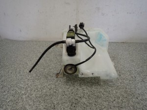 KIA CEED 06-12 ZBIORNICZEK PŁYNU DO SPRYSKIWACZY 6/8 MINIATURA