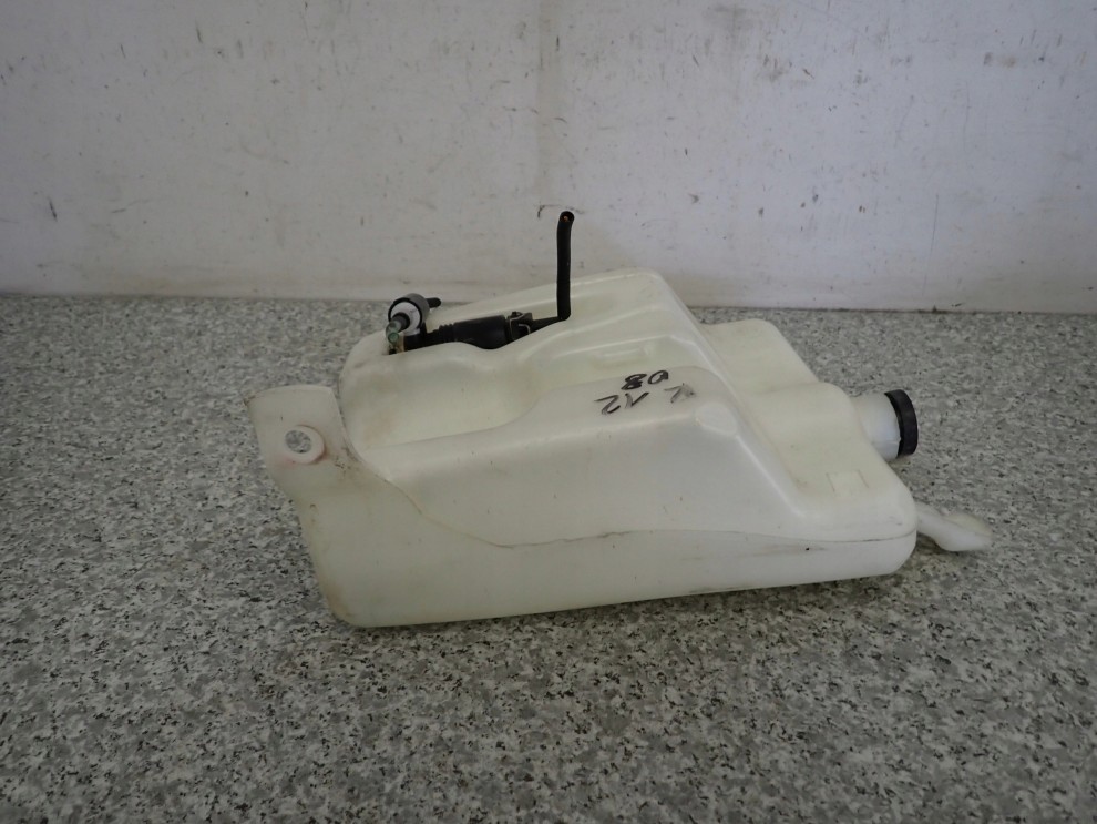 NISSAN MICRA K12 03-10 ZBIORNICZEK PŁYNU DO SPRYSKIWACZY 3/8