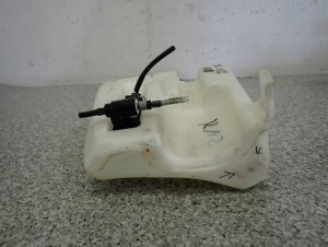 NISSAN MICRA K12 03-10 ZBIORNICZEK PŁYNU DO SPRYSKIWACZY 6/8 MINIATURA