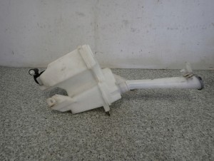 NISSAN PULSAR 1.5 DCI 14-18 ZBIORNICZEK PŁYNU DO SPRYSKIWACZY 4/7 MINIATURA
