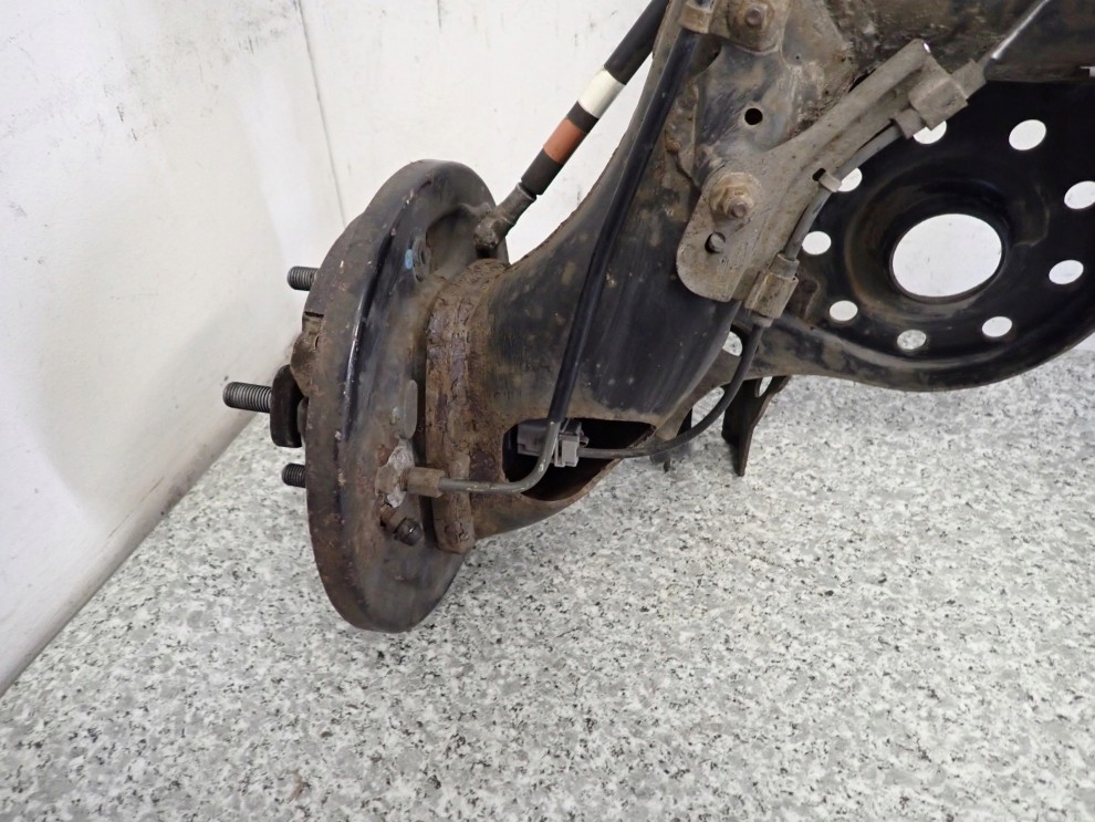 TOYOTA IQ 08-12 BELKA ZAWIESZENIA TYLNEGO 5/13
