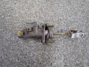 MITSUBISHI GRANDIS 03-10 DID POMPKA SPRZĘGŁA 2/6 MINIATURA