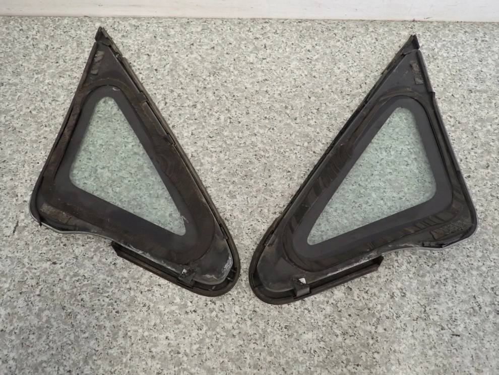 HONDA JAZZ II 02-08 SZYBA PRZEDNIA LEWA LUB PRAWA KAROSERYJNA 4/6