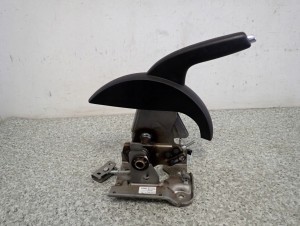 NISSAN PULSAR 14-18 DŹWIGNIA HAMULCA RĘCZNEGO
