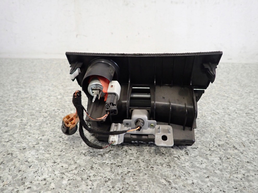 MAZDA 3 BK 03-07 SCHOWEK ZAPALNICZKA 3/5