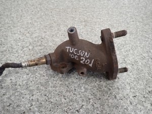 HYUNDAI TUCSON 04- 2.0 CRDI POCZĄTEK WYDECHU Z SONDĄ LAMBDA SZEROKOPASMOWA 2/5 MINIATURA