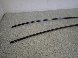NISSAN PRIMERA P12 03- 5D LISTWA DACHOWA LEWA LUB PRAWA 5/6 MINIATURA