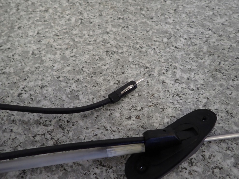 SUZUKI IGNIS 3d 00-03 ANTENA DACHOWA 7/7