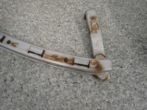 HONDA CIVIC VII HB 01- LISTWA POD LAMPE PRAWA 4/5 MINIATURA