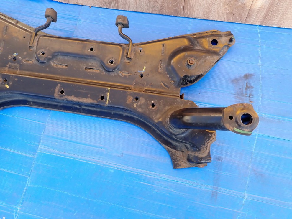 SUZUKI SPLASH AUTOMAT 08-14 SANKI BELKA PRZEDNIA SILNIKA 3/6