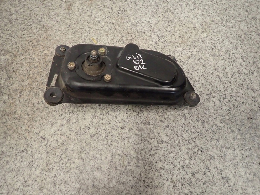 SUZUKI GRAND VITARA I 99-05 SILNICZEK WYCIERACZEK 3/5