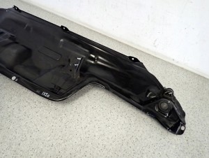 HYUNDAI IX20 09- PODSZYBIE DOLNE METALOWE 2/6 MINIATURA