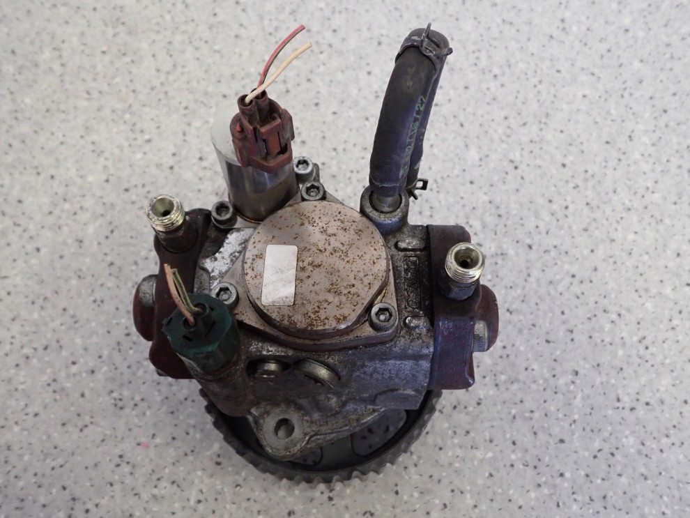 MAZDA6 MAZDA 6 2.0 RF5 02-05 POMPA WTRYSKOWA PALIWA 5/6