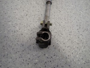 SUZUKI IGNIS 00-03 KRZYŻAK KOLUMNY KIEROWNICZEJ 3/3 MINIATURA