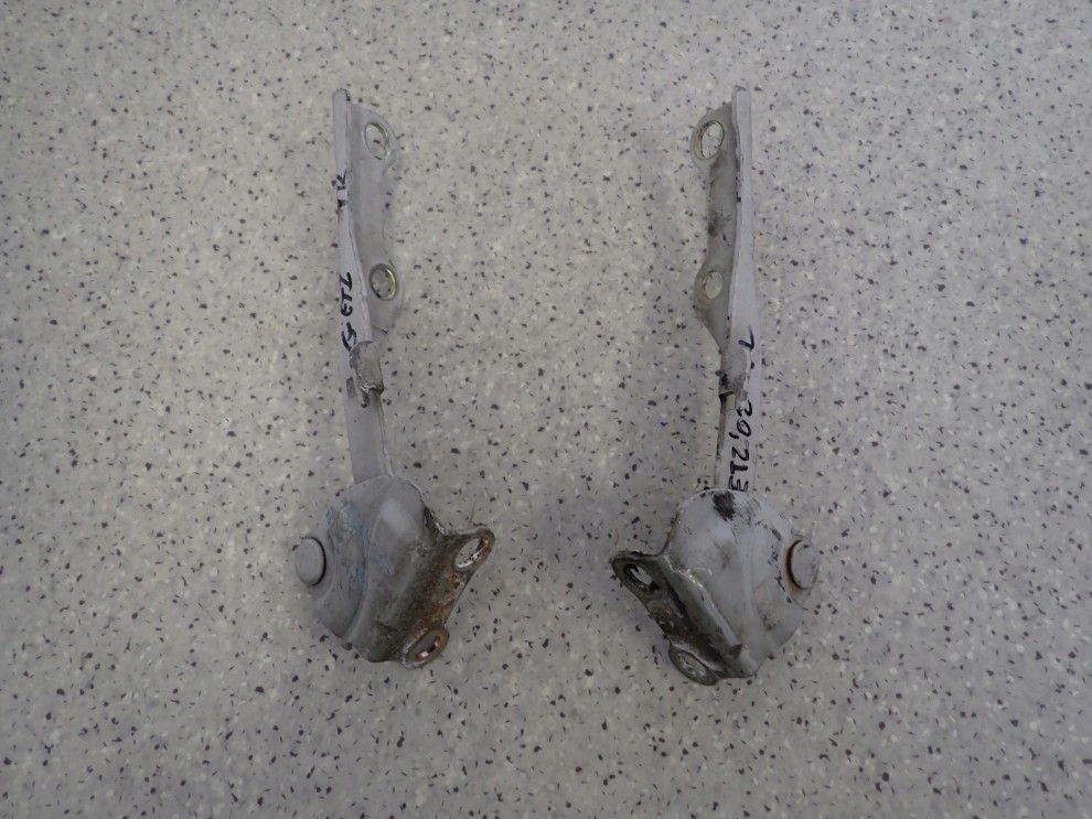 HYUNDAI GETZ 02 -ZAWIASY MASKI KOMPLET 2/3