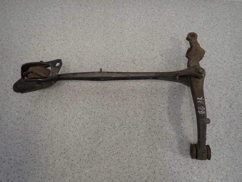 HONDA PRELUDE 92-99 WAHACZ TYLNY PRAWY WZDŁUŻNY POPRZECZNY 2/4