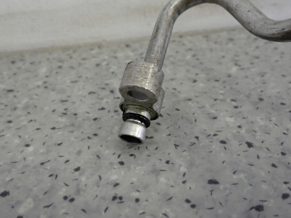 SUZUKI SX4 JS 06- 1.5 1.6 BENZYNA PRZEWÓD KLIMATYZACJI CIENKI DŁUGI 5/9