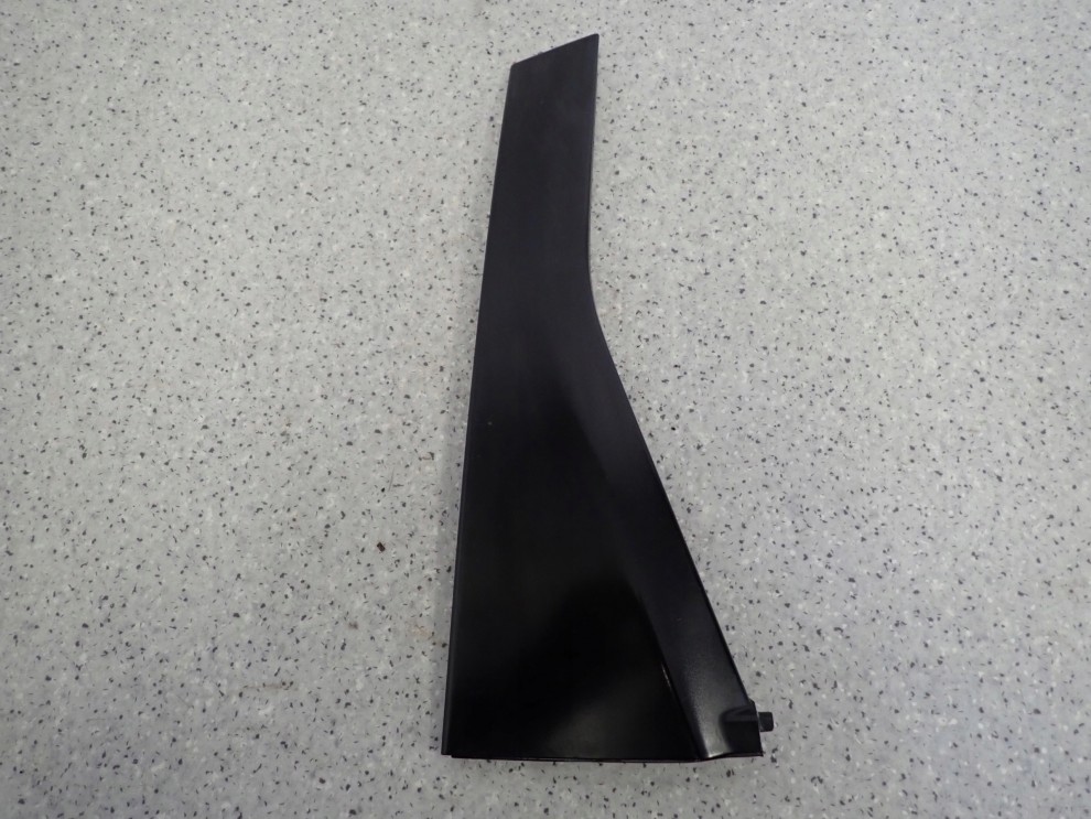 HONDA JAZZ 02-07 LISTWA RAMKI DRZWI PION TYLNA PRAWA 1/6