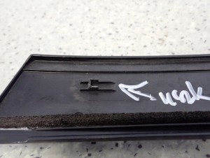 HONDA JAZZ 02-07 LISTWA RAMKI DRZWI PION TYLNA PRAWA 5/6 MINIATURA