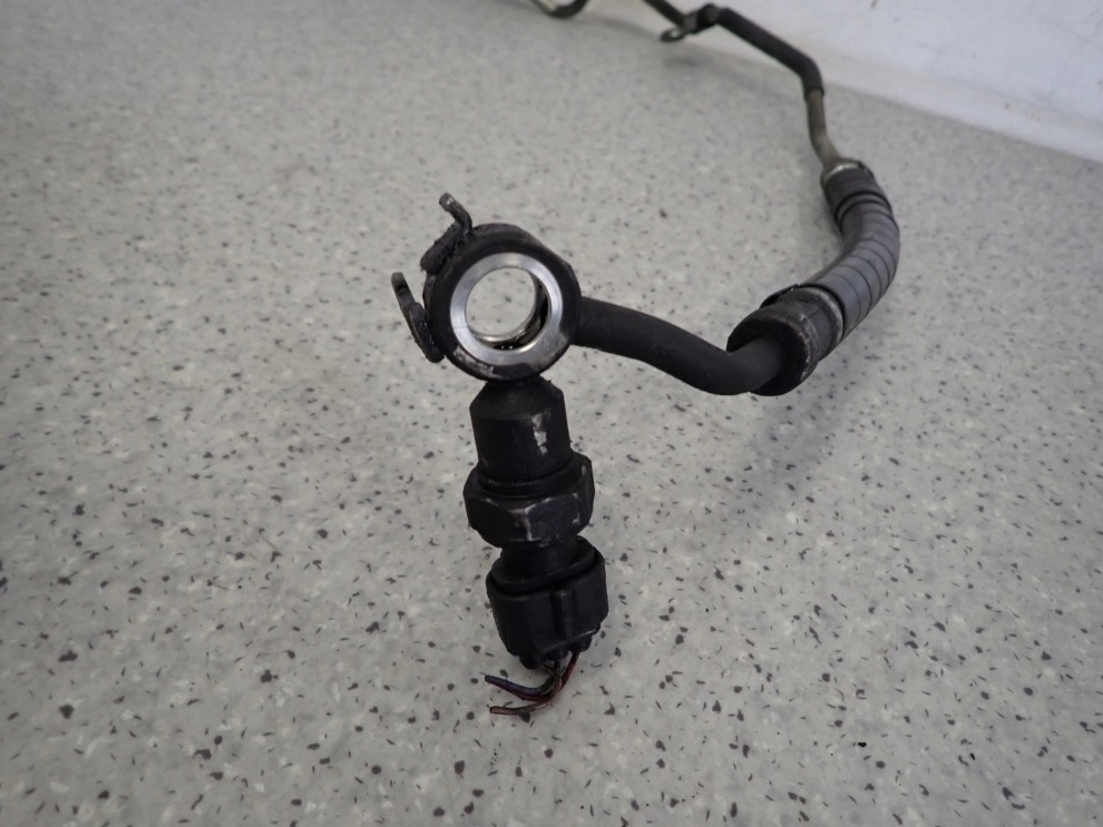 TOYOTA AVENSIS T25 COROLLA VERSO 05-08 PRZEWÓD UKŁADU WSPOMAGANIA 2,0/2.2 D 7/9