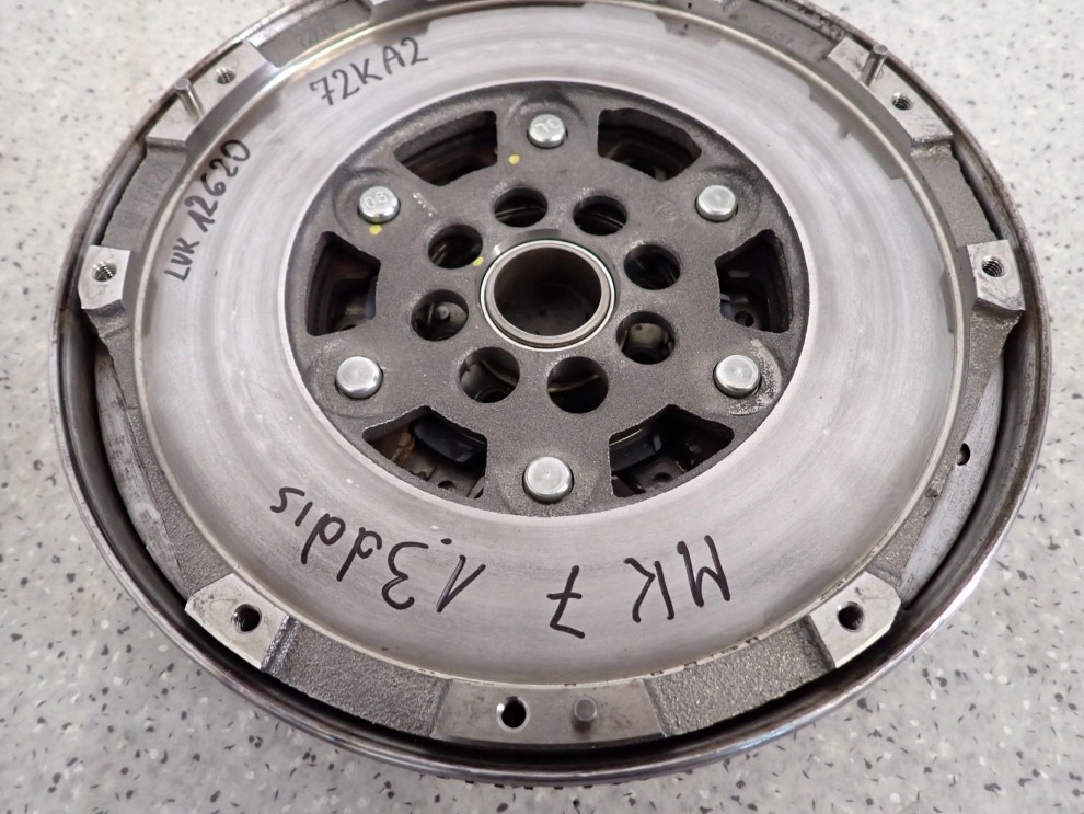 SUZUKI SWIFT IV MK7 10- 1.3 DDIS KOŁO DWUMASOWE 3/7