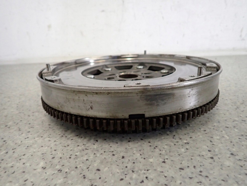 SUZUKI SWIFT IV MK7 10- 1.3 DDIS KOŁO DWUMASOWE 6/7