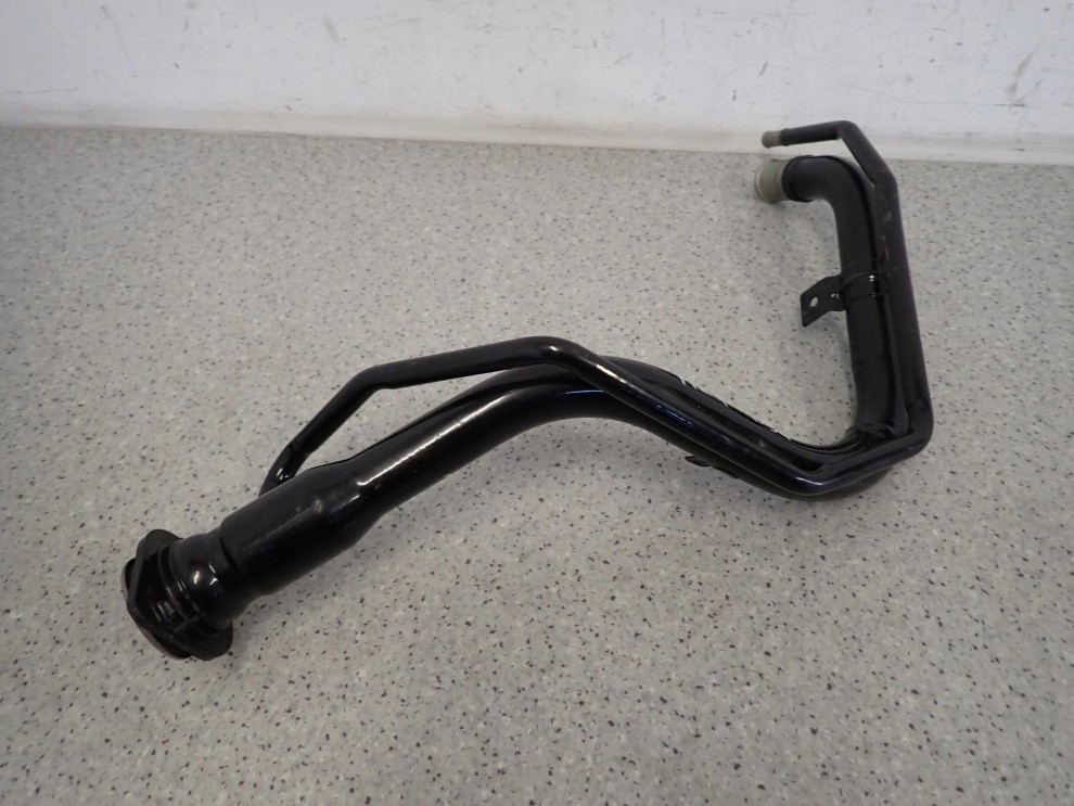 SUZUKI SWIFT MK7 10- RURA WLEWU PALIWA DIESEL 3/6