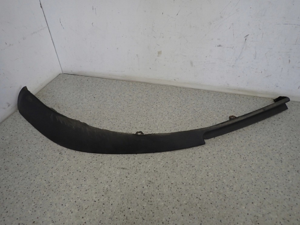 TOYOTA AVENSIS T25 02- LISTWA ZDERZAKA PRZEDNIA LEWA 1/12