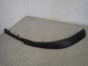 TOYOTA AVENSIS T25 02- LISTWA ZDERZAKA PRZEDNIA PRAWA