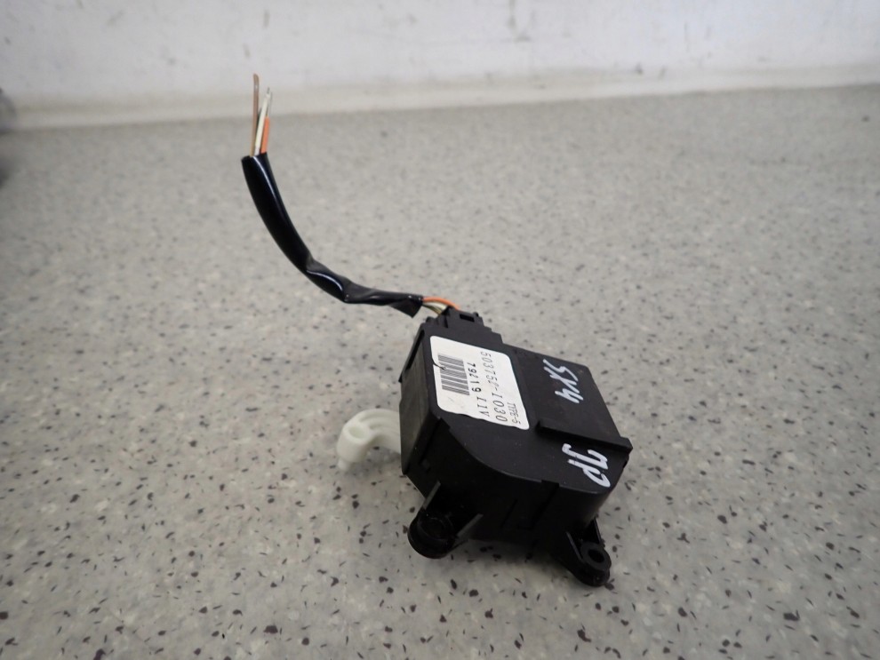 SUZUKI SX4 JP 06-13 SILNICZEK NAGRZEWNICY 4/4