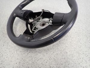 TOYOTA COROLLA E12 SB 04-07 KIEROWNICA KOŁO KIEROWNICY 6/9 MINIATURA