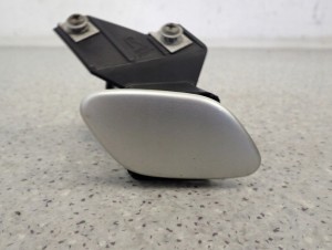 TOYOTA AVENSIS T25 02- SPRYSKIWACZ LAMPY PRAWY 1C0 2/5 MINIATURA